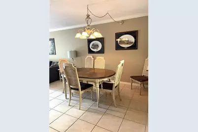 912 La Costa Circle #Unit 3, Sarasota, FL 34237 - Photo 9