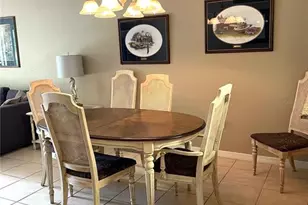 912 La Costa Cir, Sarasota, FL 34237 - Photo 9