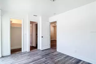 1409 College Park Ln, Tampa, FL 33612 - Photo 13