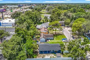 1409 College Park Ln, Tampa, FL 33612 - Photo 17