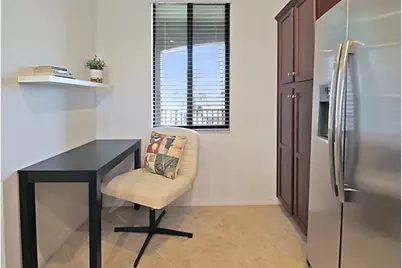 16904 Vardon Terrace #204, Bradenton, FL 34211 - Photo 11