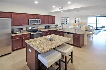 16904 Vardon Terrace #204, Bradenton, FL 34211 - Photo 9