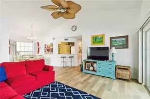 6568 Fairway Gardens Dr, Bradenton, FL 34203 - Photo 5