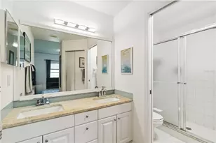 6568 Fairway Gardens Dr, Bradenton, FL 34203 - Photo 11