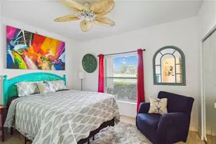 6568 Fairway Gardens Dr, Bradenton, FL 34203 - Photo 11