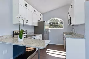 2504 Wilkinson Rd, Sarasota, FL 34231 - Photo 19