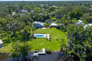 2504 Wilkinson Rd, Sarasota, FL 34231 - Photo 43