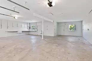 2504 Wilkinson Rd, Sarasota, FL 34231 - Photo 31