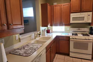 6642 Tailfeather Way, Bradenton, FL 34203 - Photo 9