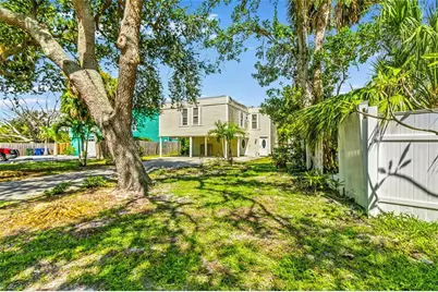 643 Calle De Peru, Sarasota, FL 34242 - Photo 9