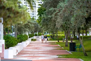 643 Calle De Peru, Sarasota, FL 34242 - Photo 25