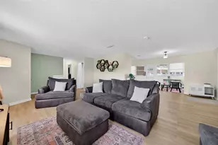 807 Melody Ln, Bradenton, FL 34207 - Photo 21