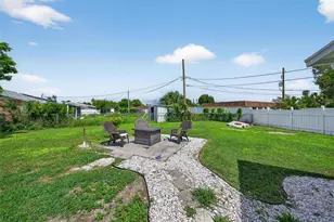 807 Melody Ln, Bradenton, FL 34207 - Photo 51