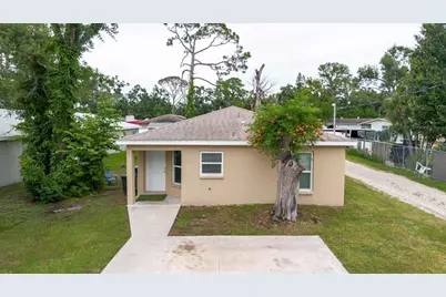 5723 5th Street E, Bradenton, FL 34203 - Photo 3