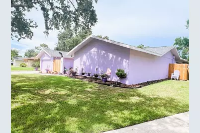 4242 Dryden Circle, Sarasota, FL 34241 - Photo 3