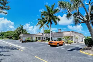 2308 Waterbluff Pl, Sarasota, FL 34231 - Photo 41