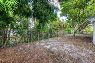 2004 52nd Ave W, Bradenton, FL 34207 - Photo 35