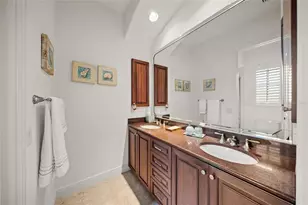 3548 Founders Club Dr, Sarasota, FL 34240 - Photo 37