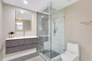 3234 Restful Ln, Sarasota, FL 34231 - Photo 5