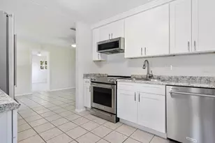 2506 Wilkinson Rd, Sarasota, FL 34231 - Photo 3