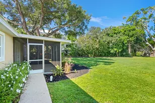 2506 Wilkinson Rd, Sarasota, FL 34231 - Photo 19