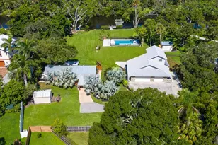 2506 Wilkinson Rd, Sarasota, FL 34231 - Photo 35