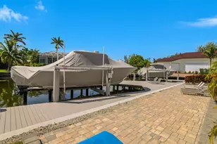 609 Crescent St, Marco Island, FL 34145 - Photo 45