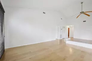 5387 Huntingwood Ct, Sarasota, FL 34235 - Photo 5