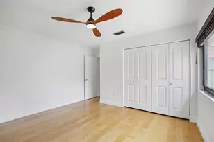 5387 Huntingwood Ct, Sarasota, FL 34235 - Photo 21