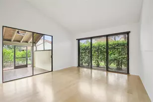 5387 Huntingwood Ct, Sarasota, FL 34235 - Photo 3