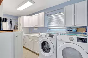 4216 Royal Palm Dr, Bradenton, FL 34210 - Photo 15