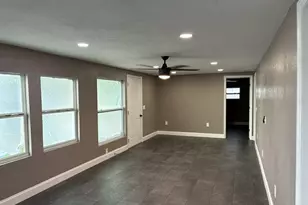 611 54th Ave Dr E, Bradenton, FL 34208 - Photo 3