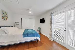 2469 Waldemere St, Sarasota, FL 34239 - Photo 17