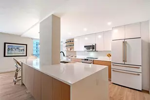 1701 Gulf of Mexico Dr, Longboat Key, FL 34228 - Photo 13