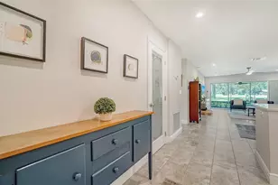 7820 Palm Aire Ln, Sarasota, FL 34243 - Photo 5