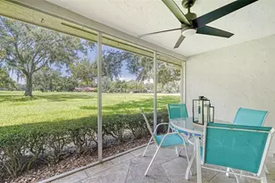 7820 Palm Aire Ln, Sarasota, FL 34243 - Photo 11