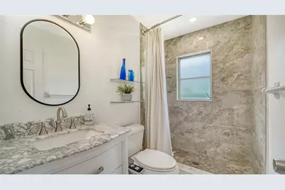 7820 Palm Aire Lane, Sarasota, FL 34243 - Photo 27