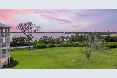 7920 34th Avenue W #202, Bradenton, FL 34209 - Photo 1