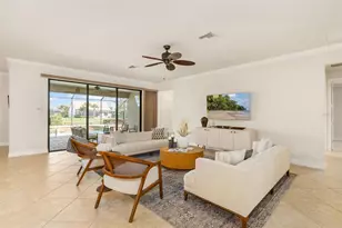 11192 Whimbrel Ln, Sarasota, FL 34238 - Photo 9