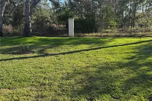 7360 Clearmeadow Dr, Spring Hill, FL 34606 - Photo 25