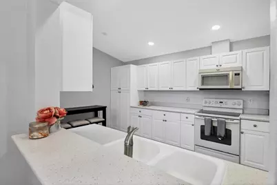 4738 Raintree Street Circle E, Bradenton, FL 34203 - Photo 9