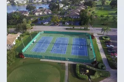 4738 Raintree Street Circle E, Bradenton, FL 34203 - Photo 41