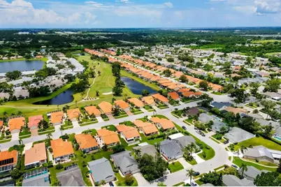 4738 Raintree Street Circle E, Bradenton, FL 34203 - Photo 3