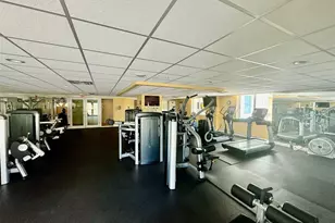 800 N Tamiami Trl, Sarasota, FL 34236 - Photo 19