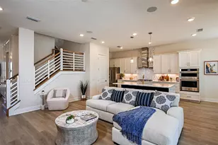 719 Maldives Trl, Sarasota, FL 34234 - Photo 3