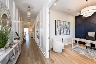 719 Maldives Trl, Sarasota, FL 34234 - Photo 7