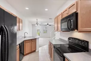 3760 82nd Ave Cir E, Sarasota, FL 34243 - Photo 11