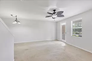 3760 82nd Ave Cir E, Sarasota, FL 34243 - Photo 7