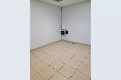 779 Commerce Drive #11, Venice, FL 34292 - Photo 3