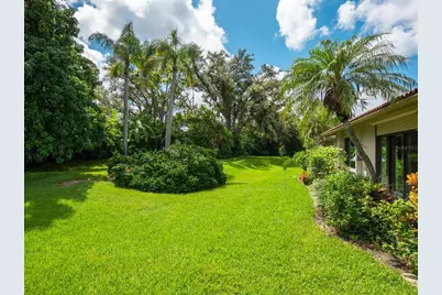 4004 Wilshire Circle E #89, Sarasota, FL 34238 - Photo 33